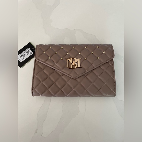 NWT | Badgley Mischka | Diamond Quilt Convertible Crossbody Bag | Taupe - Picture 5 of 8